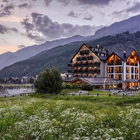 Hotel Sant'Orso - Mountain Lodge & Spa-3